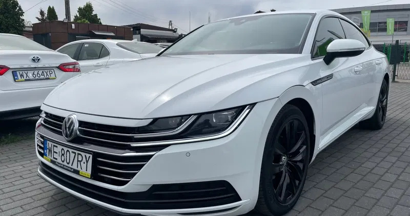 łódzkie Volkswagen Arteon cena 84900 przebieg: 167000, rok produkcji 2017 z Mikołajki